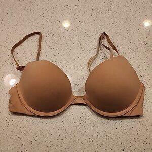 Victorias Secret Padded Plunge Bra 32C Nude Underwire